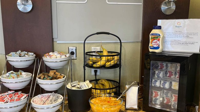 <b>Quality Inn St Jean-Sur-Richelieu Restaurant</b>. Images powered by <a href="https://iceportal.shijigroup.com/" title="IcePortal" target="_blank">IcePortal</a>.