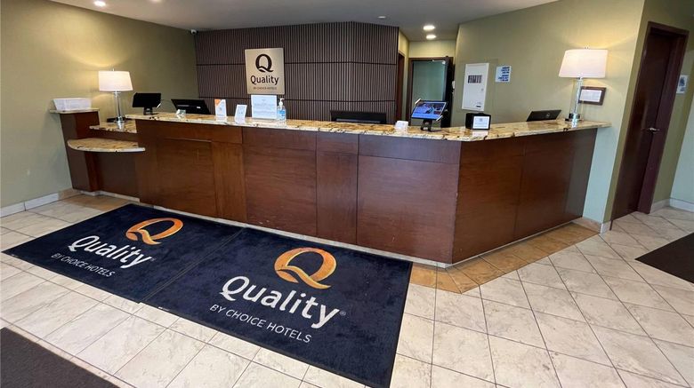 <b>Quality Inn St Jean-Sur-Richelieu Lobby</b>. Images powered by <a href="https://iceportal.shijigroup.com/" title="IcePortal" target="_blank">IcePortal</a>.