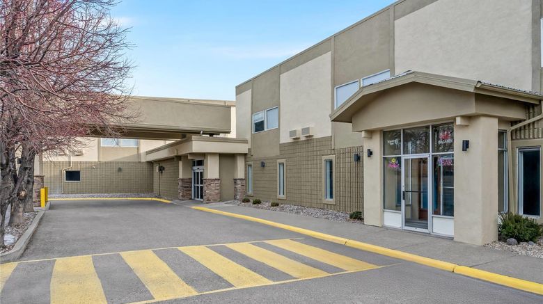 <b>Yellowstone Park Inn and Suites Exterior</b>. Images powered by <a href="https://iceportal.shijigroup.com/" title="IcePortal" target="_blank">IcePortal</a>.