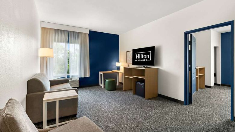 <b>Spark by Hilton Missouri City Room</b>. Images powered by <a href="https://iceportal.shijigroup.com/" title="IcePortal" target="_blank">IcePortal</a>.