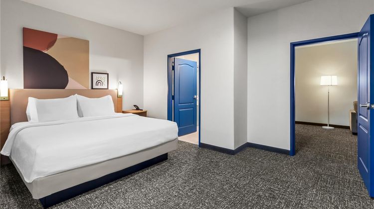 Spark by Hilton Missouri City Room