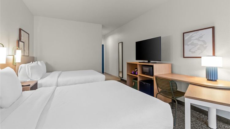 Spark by Hilton Missouri City Room