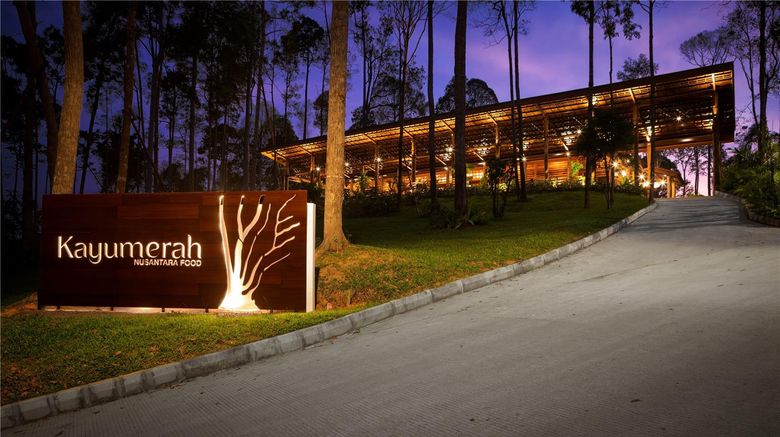 <b>Wyndham Panbil Batam Exterior</b>. Images powered by <a href="https://iceportal.shijigroup.com/" title="IcePortal" target="_blank">IcePortal</a>.