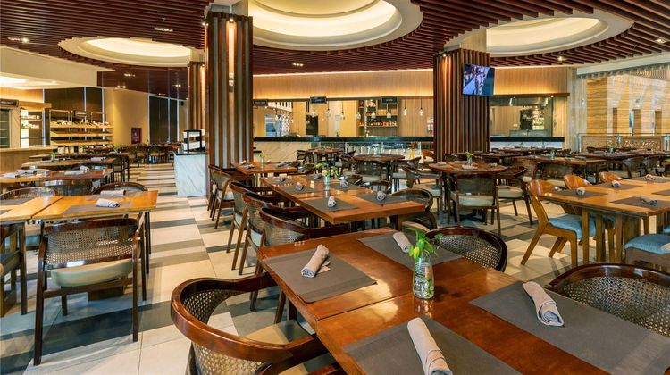 Wyndham Panbil Batam Restaurant