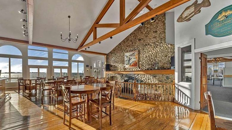 <b>Isaiah Tubbs Resort Restaurant</b>. Images powered by <a href="https://iceportal.shijigroup.com/" title="IcePortal" target="_blank">IcePortal</a>.
