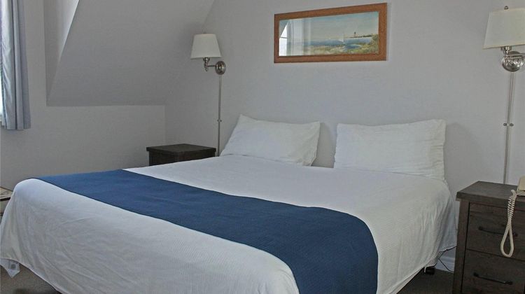 Isaiah Tubbs Resort Room