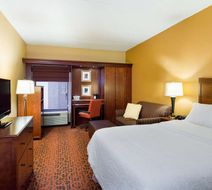 Hampton Inn Carlisle Room