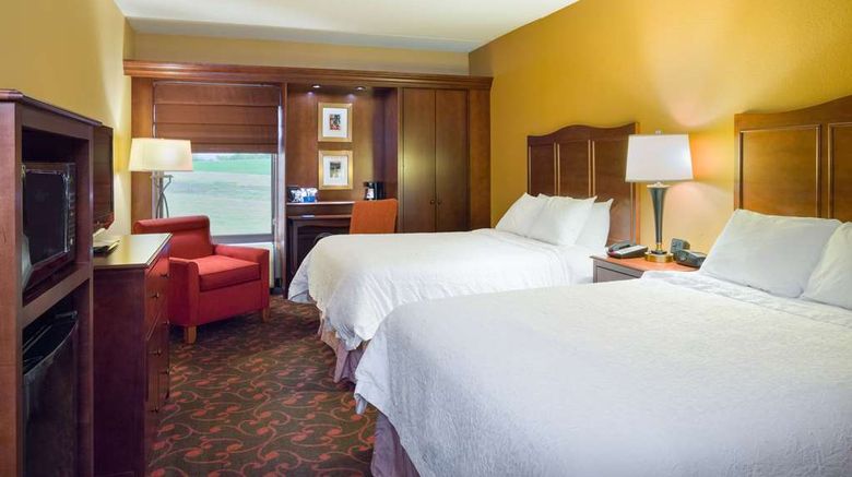 <b>Hampton Inn Carlisle Room</b>. Images powered by <a href="https://iceportal.shijigroup.com/" title="IcePortal" target="_blank">IcePortal</a>.