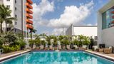 DoubleTree by Hilton Miami North I-95 Pool