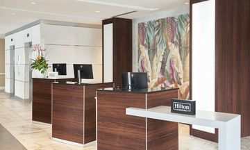 DoubleTree by Hilton Miami North I-95