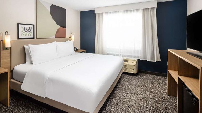 <b>Spark by Hilton Salt Lake City Airport Room</b>. Images powered by <a href="https://iceportal.shijigroup.com/" title="IcePortal" target="_blank">IcePortal</a>.