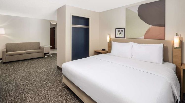 Spark by Hilton Salt Lake City Airport Room