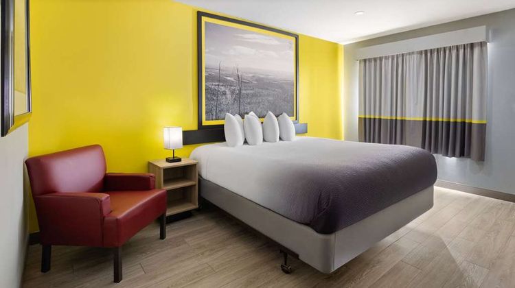 Super 8 by Wyndham Hazleton Room