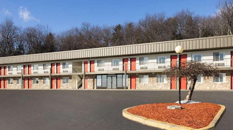 <b>Super 8 by Wyndham Hazleton Exterior</b>. Images powered by <a href="https://iceportal.shijigroup.com/" title="IcePortal" target="_blank">IcePortal</a>.