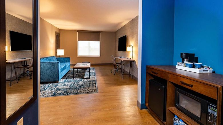 <b>Radisson Hotel Fairview Heights-St.Louis Suite</b>. Images powered by <a href="https://iceportal.shijigroup.com/" title="IcePortal" target="_blank">IcePortal</a>.