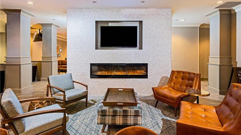 <b>Radisson Hotel Fairview Heights-St.Louis Lobby</b>. Images powered by <a href="https://iceportal.shijigroup.com/" title="IcePortal" target="_blank">IcePortal</a>.