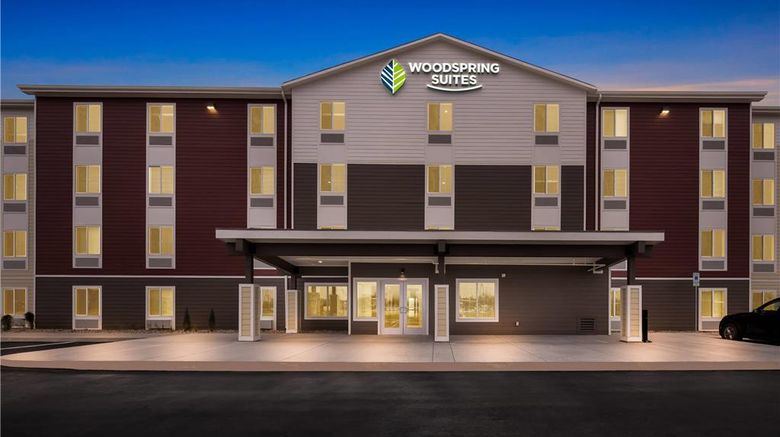 <b>Woodspring Suites Billings Exterior</b>. Images powered by <a href="https://iceportal.shijigroup.com/" title="IcePortal" target="_blank">IcePortal</a>.