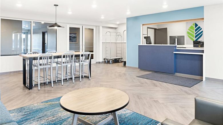 <b>Woodspring Suites Billings Lobby</b>. Images powered by <a href="https://iceportal.shijigroup.com/" title="IcePortal" target="_blank">IcePortal</a>.
