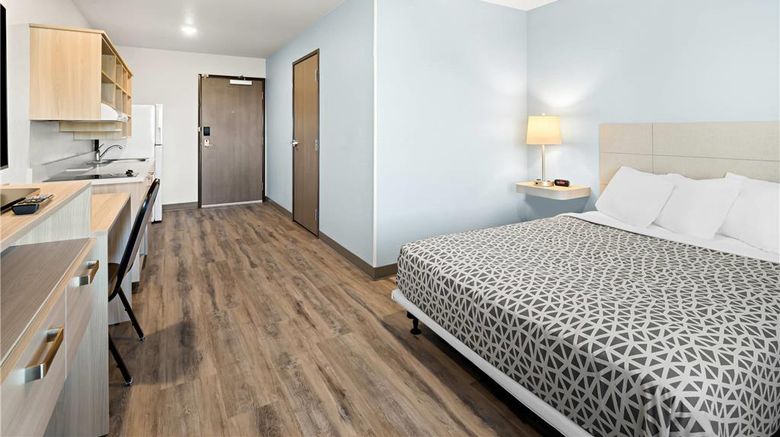 <b>Woodspring Suites Billings Room</b>. Images powered by <a href="https://iceportal.shijigroup.com/" title="IcePortal" target="_blank">IcePortal</a>.