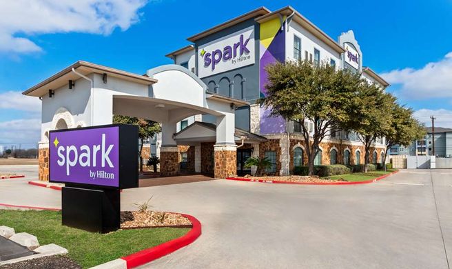 Spark by Hilton San Antonio SeaWorld Exterior