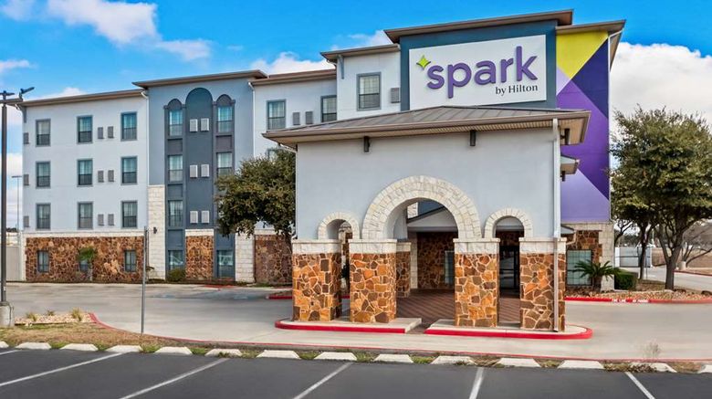 <b>Spark by Hilton San Antonio SeaWorld Exterior</b>. Images powered by <a href="https://iceportal.shijigroup.com/" title="IcePortal" target="_blank">IcePortal</a>.