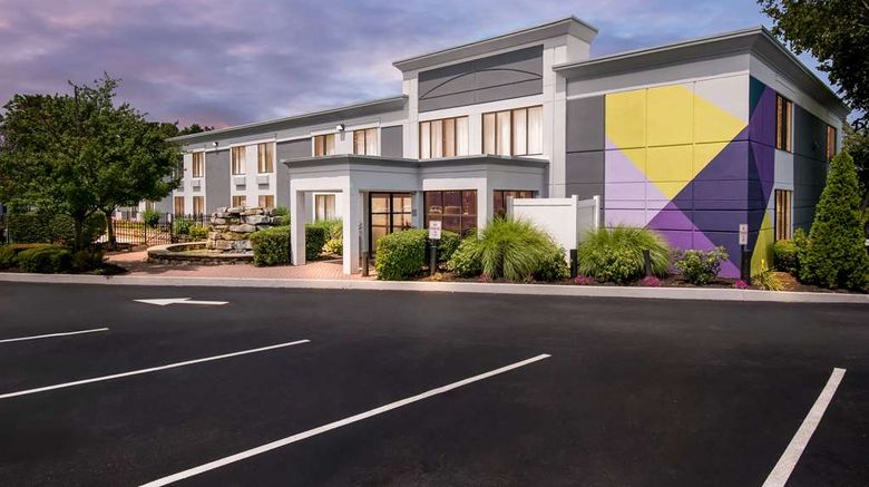 <b>Spark by Hilton Hummelstown Hershey Exterior</b>. Images powered by <a href="https://iceportal.shijigroup.com/" title="IcePortal" target="_blank">IcePortal</a>.