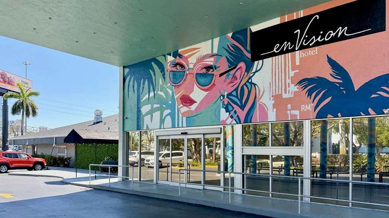 <b>enVision Hotel Miami International Arpt Exterior</b>. Images powered by <a href="https://iceportal.shijigroup.com/" title="IcePortal" target="_blank">IcePortal</a>.