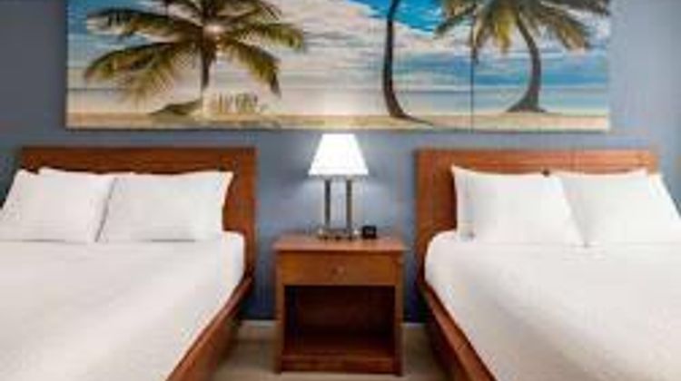 enVision Hotel Miami International Arpt Room