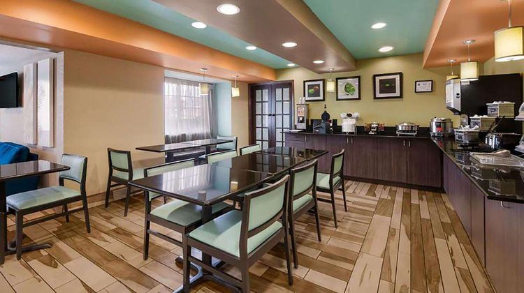 Baymont by Wyndham Elizabeth City Restaurant
