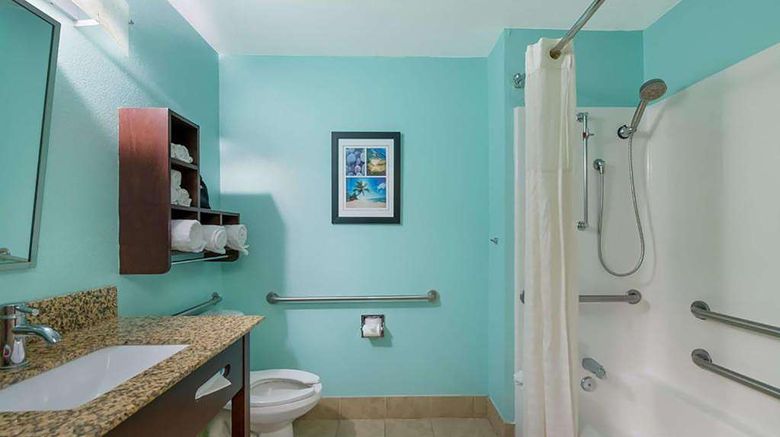 <b>Baymont by Wyndham Elizabeth City Room</b>. Images powered by <a href="https://iceportal.shijigroup.com/" title="IcePortal" target="_blank">IcePortal</a>.