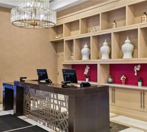 Sonesta Hotel Baltimore Inner Harbor Lobby