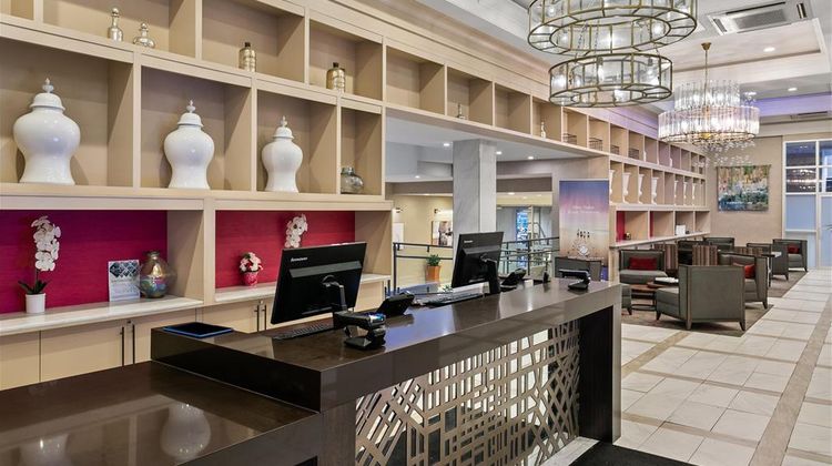 Sonesta Hotel Baltimore Inner Harbor Lobby