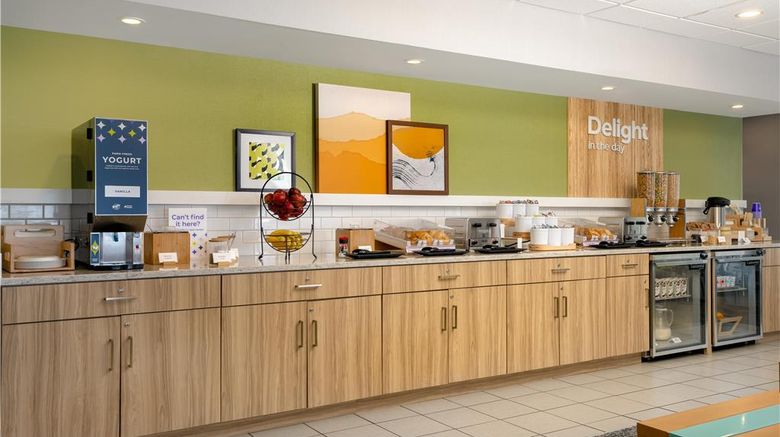 <b>Spark by Hilton Lancaster Restaurant</b>. Images powered by <a href="https://iceportal.shijigroup.com/" title="IcePortal" target="_blank">IcePortal</a>.