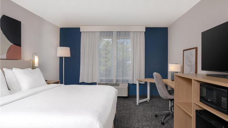 <b>Spark by Hilton Lancaster Room</b>. Images powered by <a href="https://iceportal.shijigroup.com/" title="IcePortal" target="_blank">IcePortal</a>.