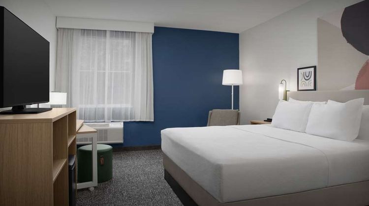 Spark by Hilton Miami Doral Room