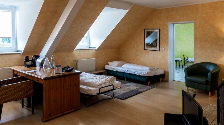 <b>Trip Inn Post Hotel Room</b>. Images powered by <a href="https://iceportal.shijigroup.com/" title="IcePortal" target="_blank">IcePortal</a>.