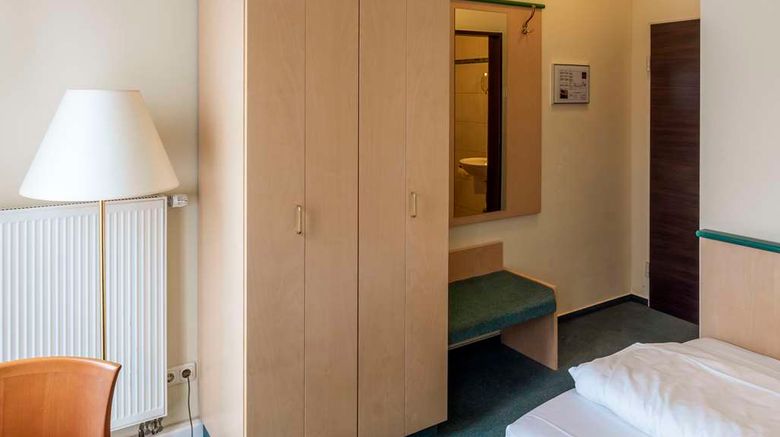<b>Trip Inn Post Hotel Room</b>. Images powered by <a href="https://iceportal.shijigroup.com/" title="IcePortal" target="_blank">IcePortal</a>.