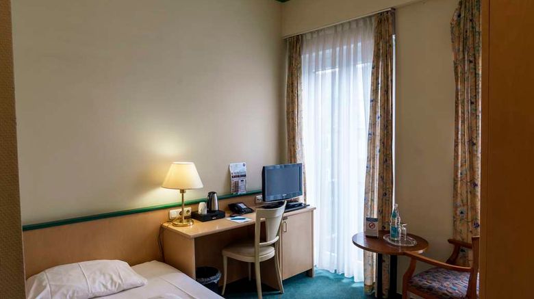 <b>Trip Inn Post Hotel Room</b>. Images powered by <a href="https://iceportal.shijigroup.com/" title="IcePortal" target="_blank">IcePortal</a>.