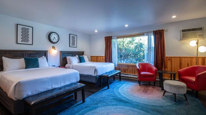 <b>Town House Lodge Room</b>. Images powered by <a href="https://iceportal.shijigroup.com/" title="IcePortal" target="_blank">IcePortal</a>.