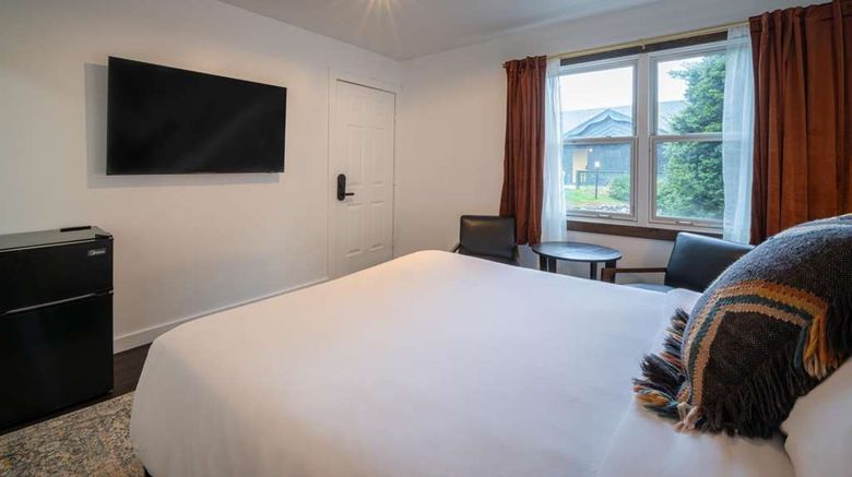 <b>Town House Lodge Room</b>. Images powered by <a href="https://iceportal.shijigroup.com/" title="IcePortal" target="_blank">IcePortal</a>.