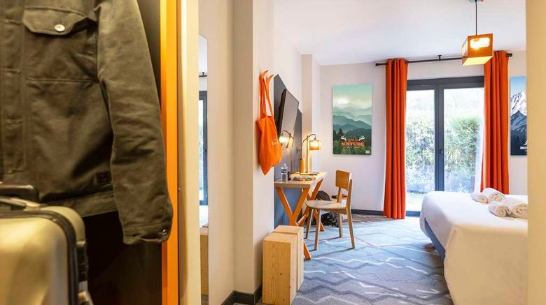 <b>Base Camp Lodge Room</b>. Images powered by <a href="https://iceportal.shijigroup.com/" title="IcePortal" target="_blank">IcePortal</a>.