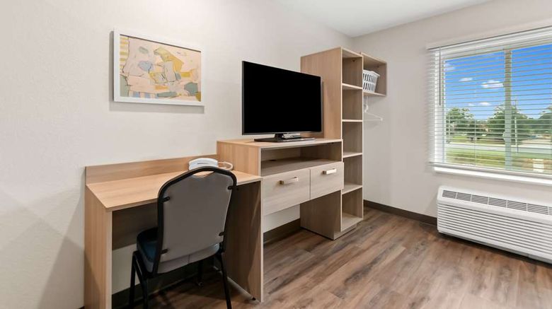 <b>Woodspring Suites Pensacola West Room</b>. Images powered by <a href="https://iceportal.shijigroup.com/" title="IcePortal" target="_blank">IcePortal</a>.