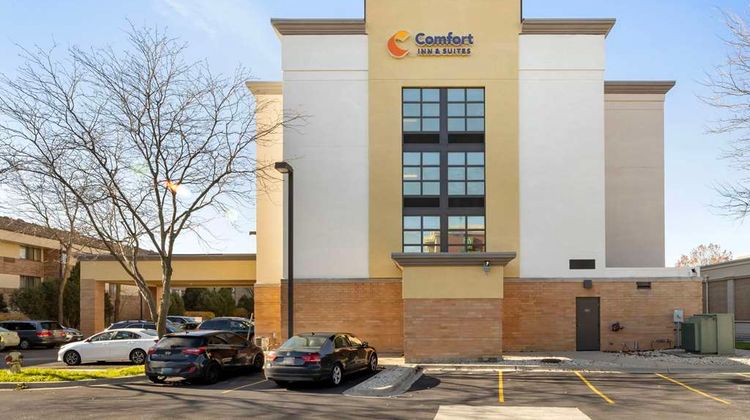Comfort Inn & Suites Exterior