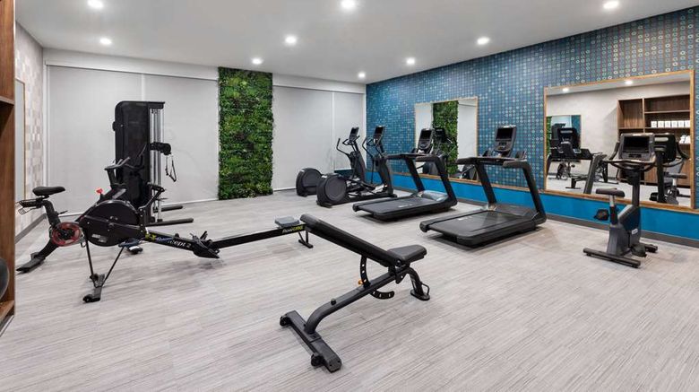 <b>La Quinta Inn & Suites at the RIM Health</b>. Images powered by <a href="https://iceportal.shijigroup.com/" title="IcePortal" target="_blank">IcePortal</a>.