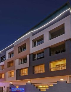 Starlit Suites Newtown