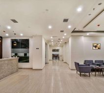 Starlit Suites Newtown Lobby