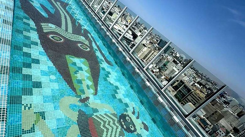 <b>nhow Lima Pool</b>. Images powered by <a href="https://iceportal.shijigroup.com/" title="IcePortal" target="_blank">IcePortal</a>.