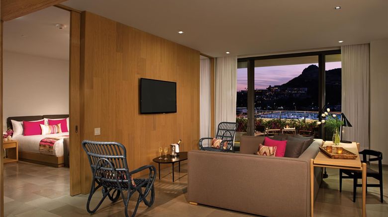 <b>Breathless Cabo San Lucas Resort & Spa Suite</b>. Images powered by <a href="https://iceportal.shijigroup.com/" title="IcePortal" target="_blank">IcePortal</a>.