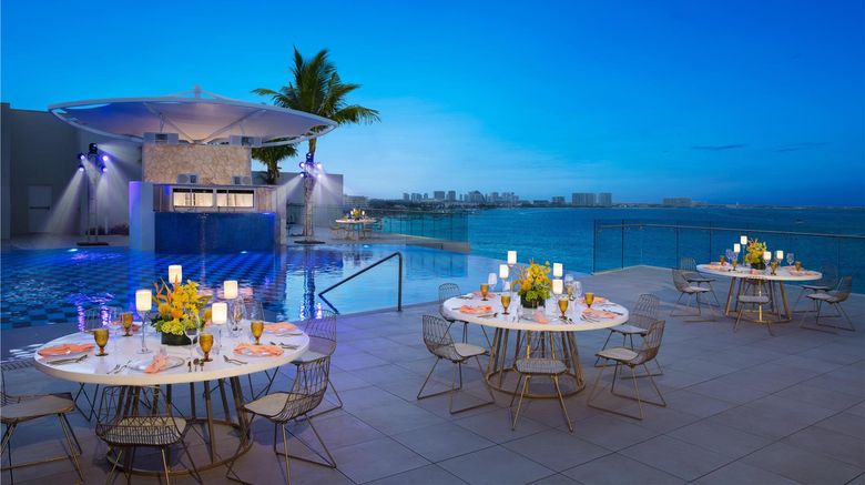 <b>Breathless Cancun Soul Resort & Spa Recreation</b>. Images powered by <a href="https://iceportal.shijigroup.com/" title="IcePortal" target="_blank">IcePortal</a>.