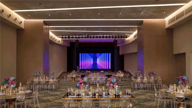 <b>Breathless Cancun Soul Resort & Spa Ballroom</b>. Images powered by <a href="https://iceportal.shijigroup.com/" title="IcePortal" target="_blank">IcePortal</a>.